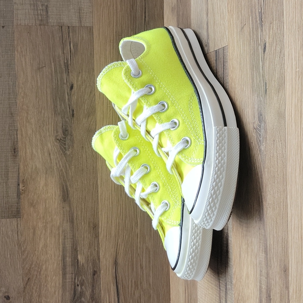 Converse shoes women Brand new.